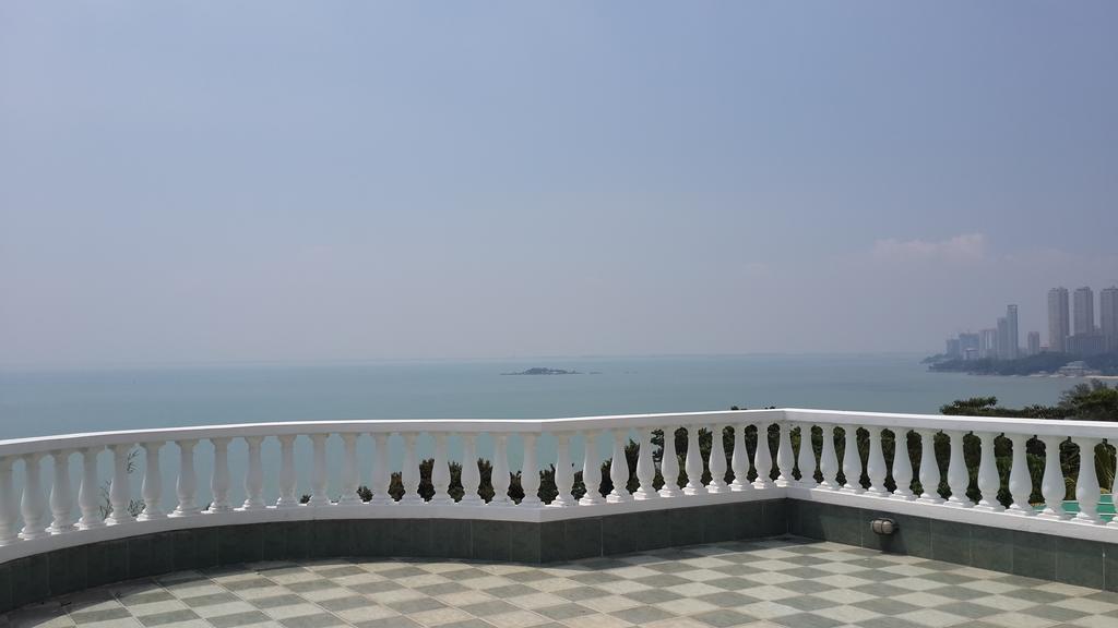 Tropical Sea View & Sunshine Βίλα Batu Feringgi Εξωτερικό φωτογραφία